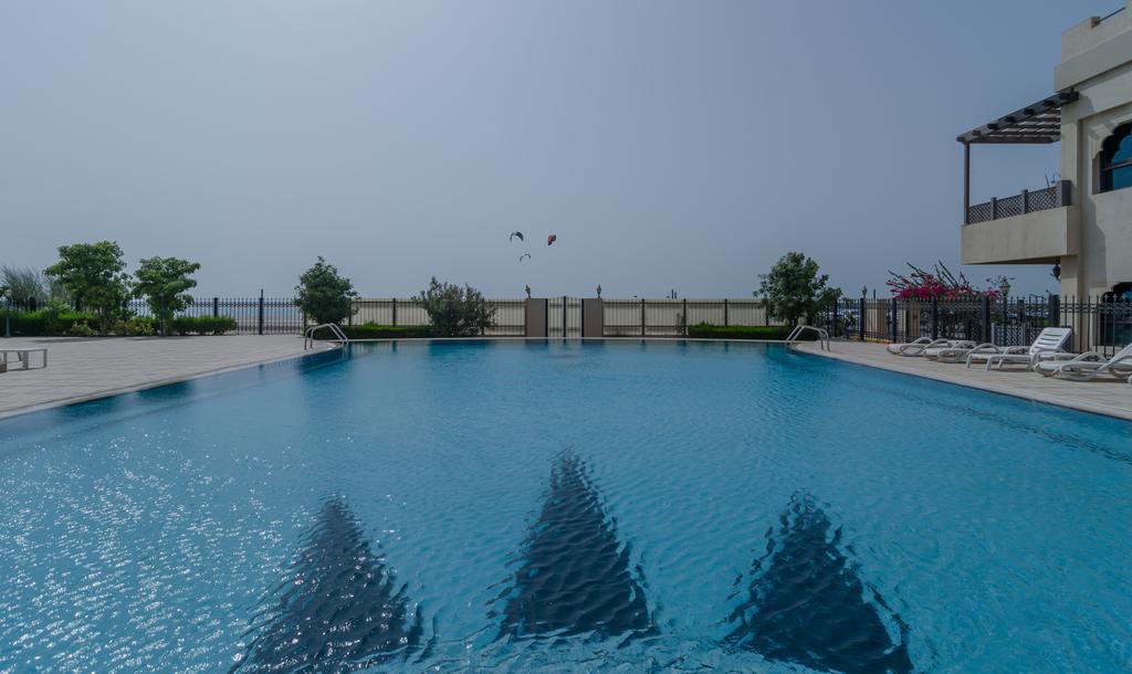 Roda Beach Resort Dubai Exterior photo